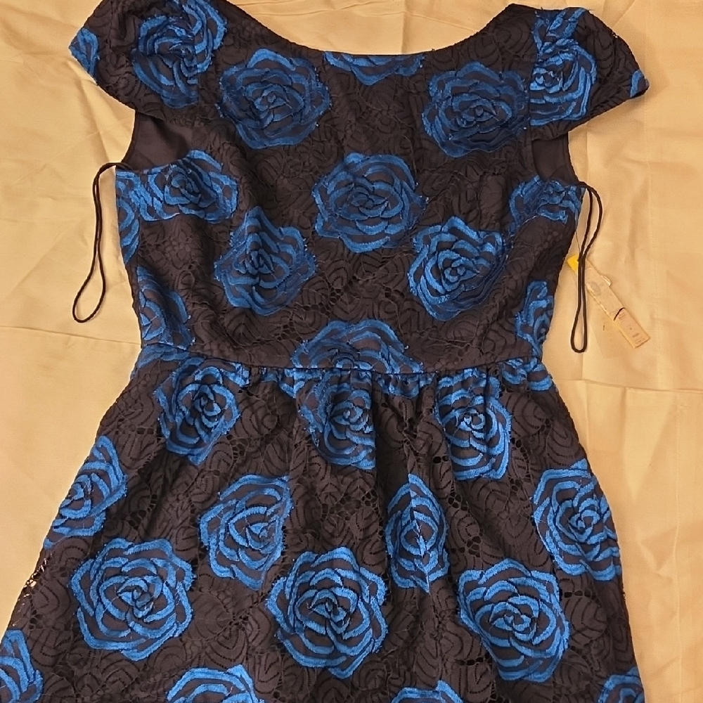 Alice + Olivia Blue and Black Floral Dress